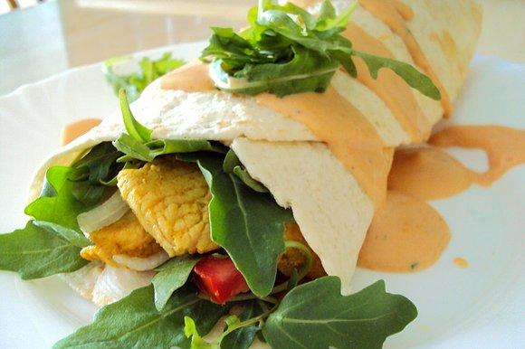 Curry wrap z rukolą