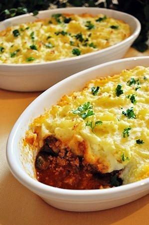 Cottage Pie - tradycyjna potrawa z mielonym mięsem i ziemniakami