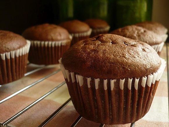 Bananowo-kakaowe muffiny z gorzką czekoladą