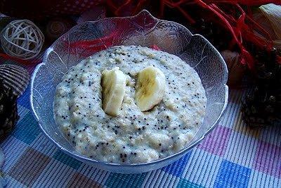 Owsianka bananowo makowa - zdrowe śniadanie
