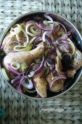 Kurczak ze śliwkami