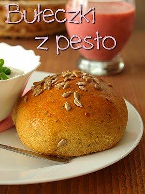 Bułeczki z pesto i twarożkiem z tuńczykiem
