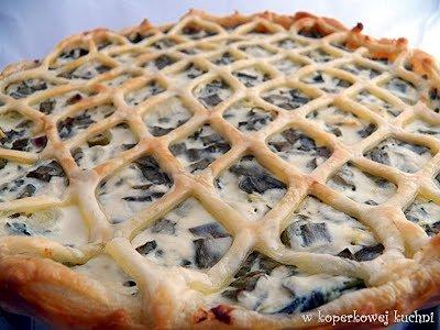 Wiosenna tarta ze szpinakiem i dymką