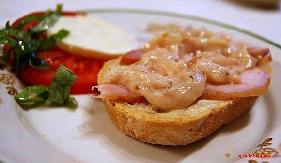 Czosnkowe confit z tymiankiem