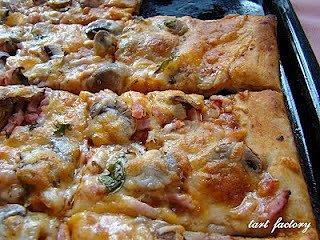 Ciasto na pizzę z przepisu Jamiego Oliviera