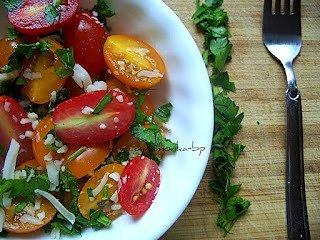 Caprese - szybkie i zdrowe danie z pomidorków koktajlowych