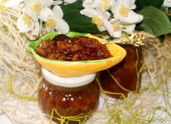 Chutney z rabarbaru i gruszki