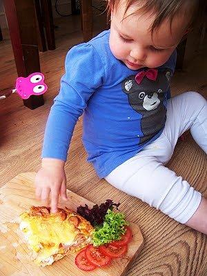 Resztkowy quiche z jajek i tortilli