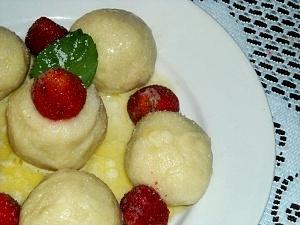 Knedle z truskawkami - kuchnia polska