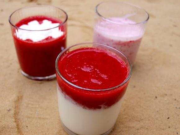 Bezglutenowy jogurt truskawkowy