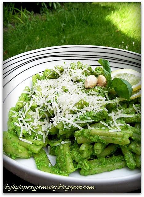 Pesto bazyliowo-pietruszkowe domowe