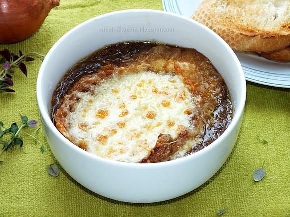 Francuska zupa cebulowa