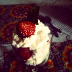 Pucharek radości czyli eton mess