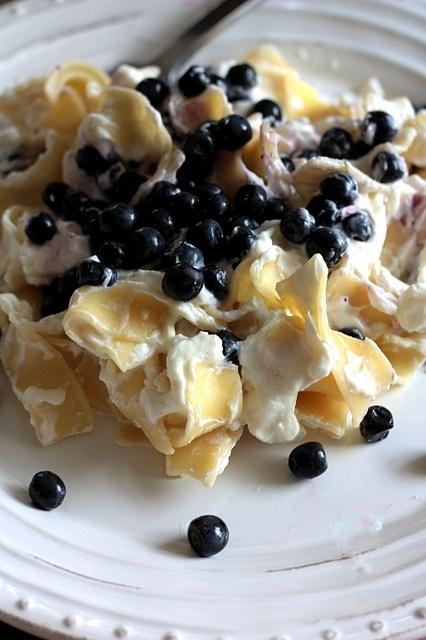 Makaron z jagodami i mascarpone