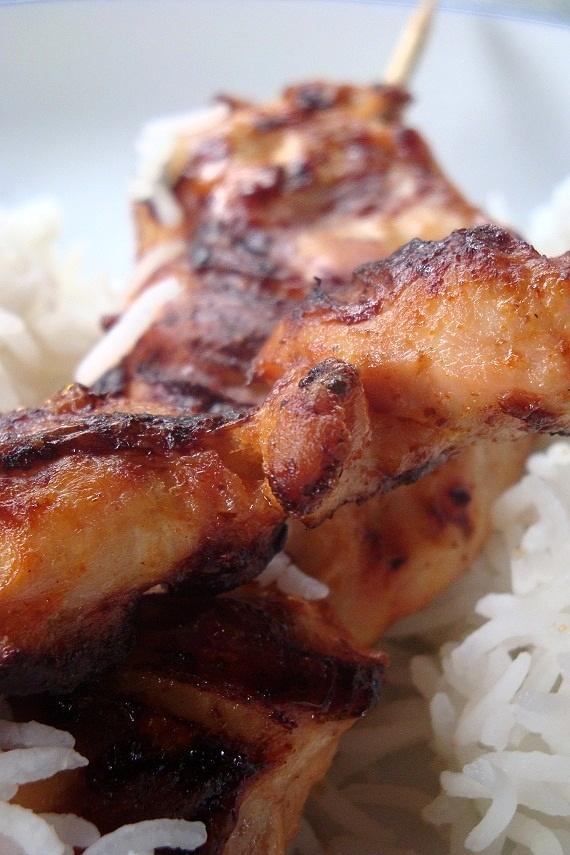 Kurczak marynowany w tandoori z grilla