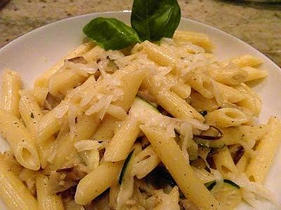 Penne z cukinią i bakłażanem