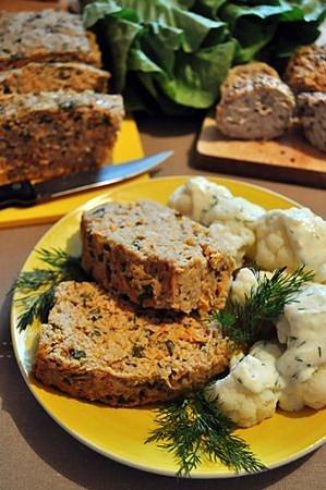 Pieczeń drobiowa z marchewką
