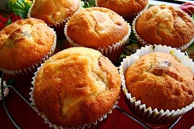 Muffinki z żurawiną i jabłkiem
