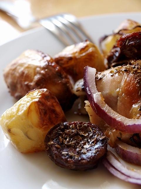 Udka z chorizo - aromatyczne danie z mięsa i ziemniaków