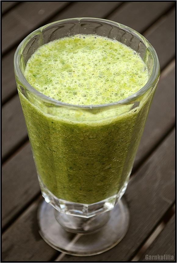 Szpinak w roli głównej w smoothie