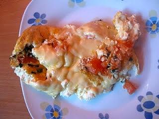 Frittata z pomidorem, szczypiorkiem i serem feta