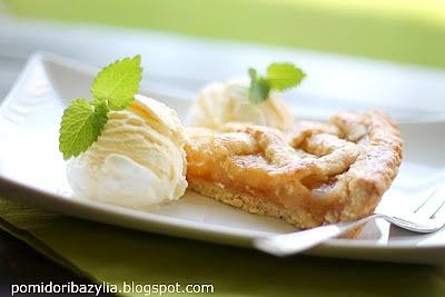 Oliwna tarta z owocami - dwa sposoby