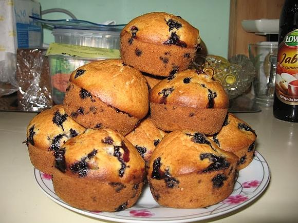 Jagodowe i jabłkowo-cynamonowe muffiny