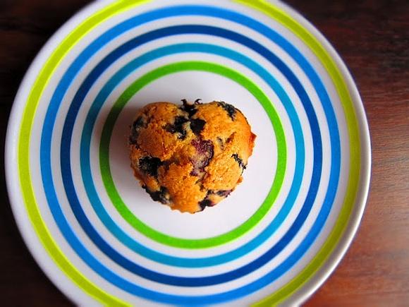Jagodowe muffiny - najlepszy przepis od Roślinożerki