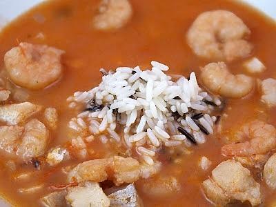 Zupa z krewetkami i dorszem z ostrym curry