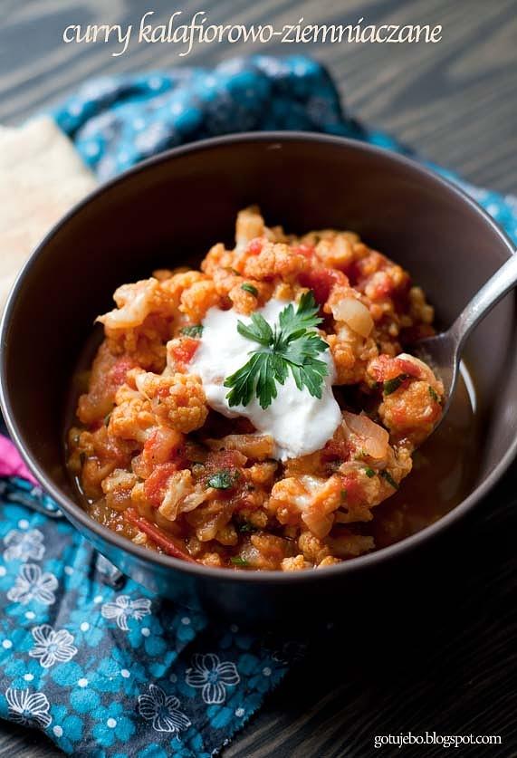 Curry kalafiorowo-ziemniaczane