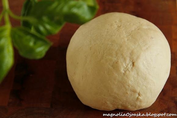 Pizza - podstawowy przepis na ciasto
