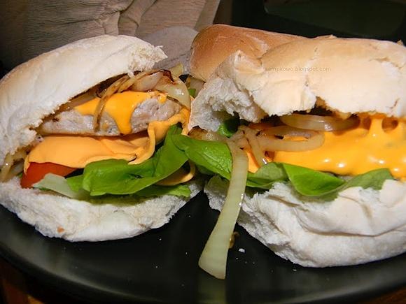 Burgery serowe