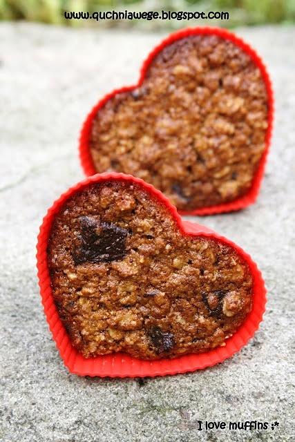 Muffinki owsiane z gorzką czekoladą