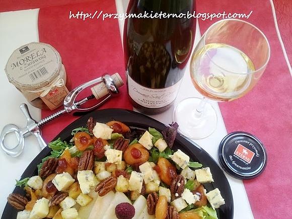 Romans polsko-francuski z serem, morelą i winem Riesling