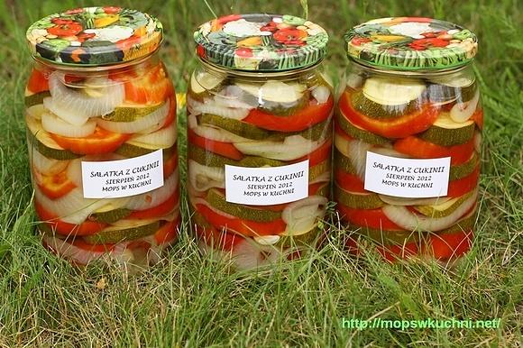 Sałatka z cukinią na zimę