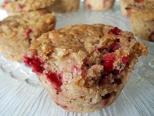 Muffiny owsiane z porzeczkami i fenkułem