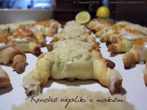 Kruche rogaliki z makiem
