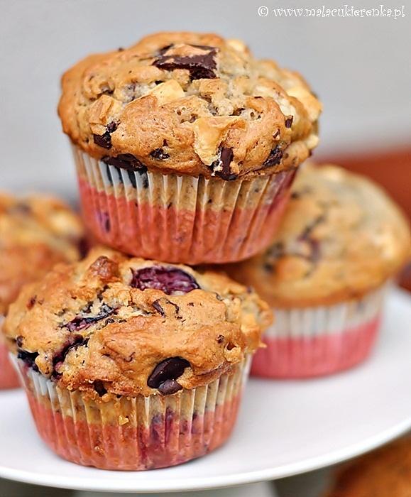Muffiny z wiśniami i czekoladą