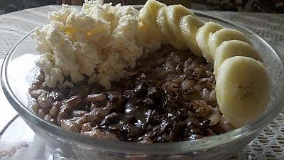 Budyniowe risotto z czekoladą bananem i serkiem capri