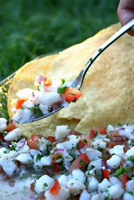 Ceviche - tradycyjna potrawa z ameryki południowej z surową rybą