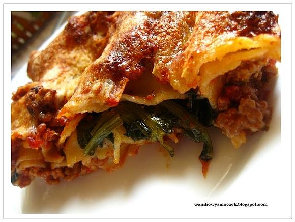 Lasagne trzy barwy z szpinakiem i indykiem