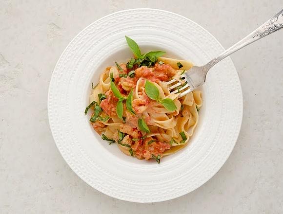 Pasta z szyjkami rakowymi i limoncello Mamma Marietta