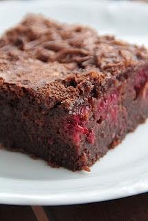 Brownie z malinami