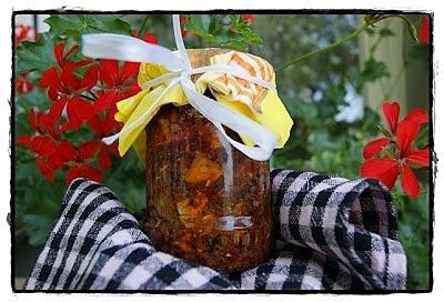 Feta z chilli, imbirem i czosnkiem