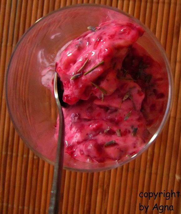 Lody malinowo-lawendowe domowym sposobem