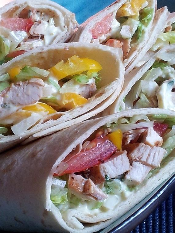 Wraps z grillowanym kurczakiem