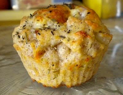 Muffiny włoskie wytrawne z szynką i papryką