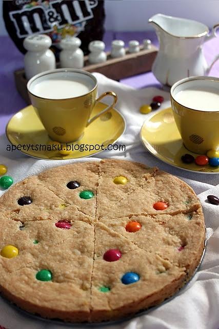 Shortbread z M&M's