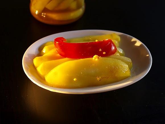 Delikatne ogórki w curry