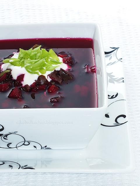 Botwinka - zupa z liści buraczka i warzyw
